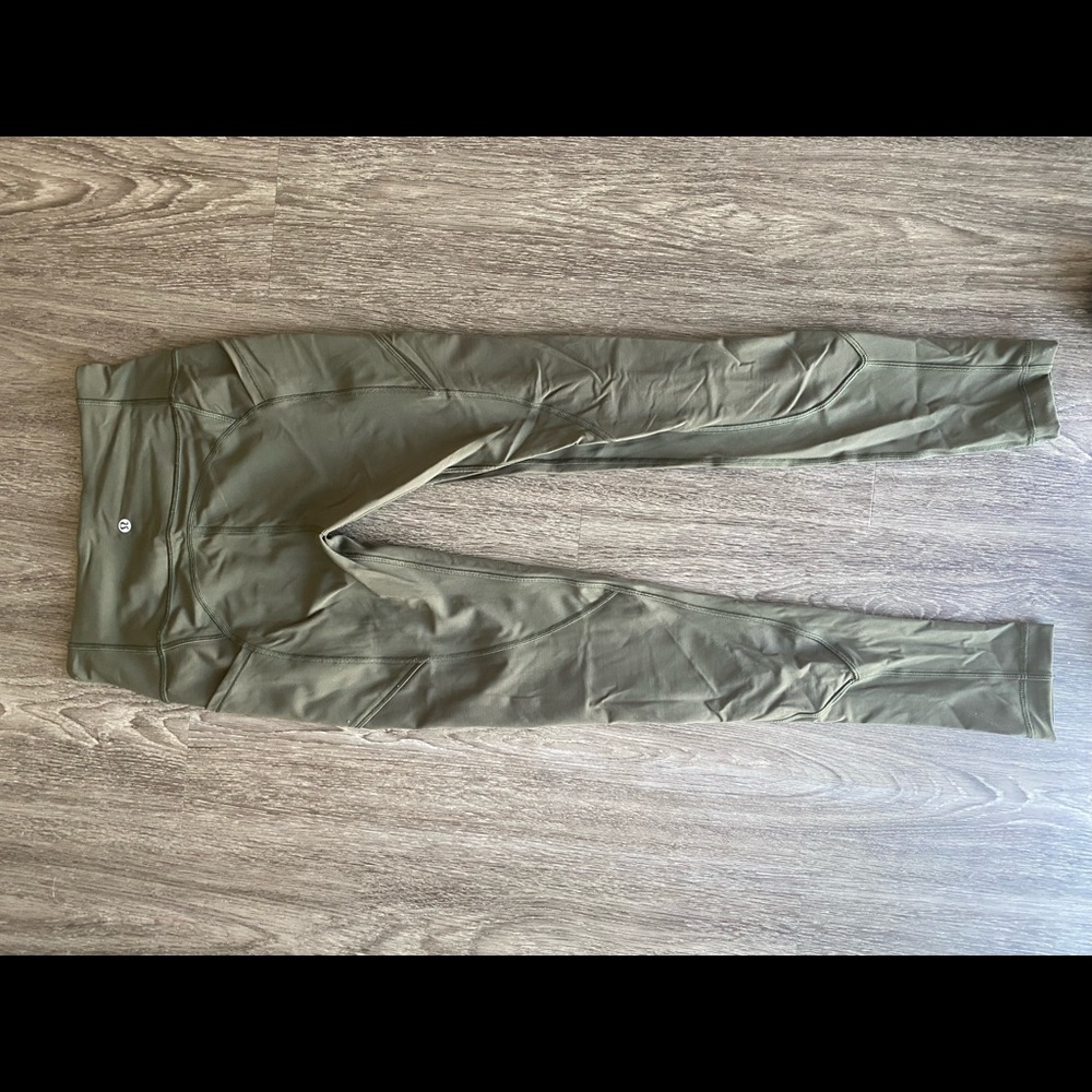 All the right places high rise 28” size 6 with tags